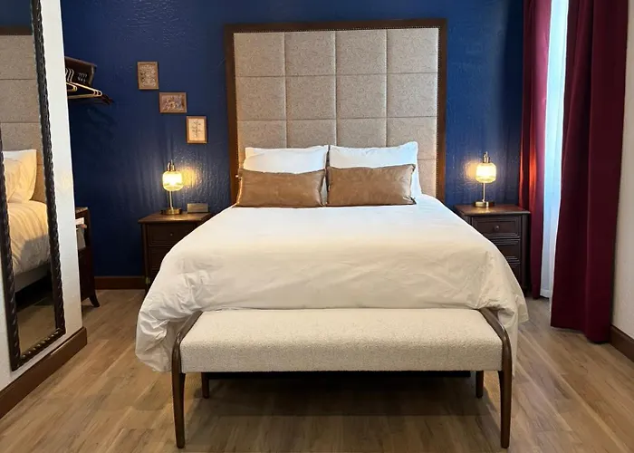 Hotel Historic Tomahawk